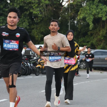 Runner Photo 3814757