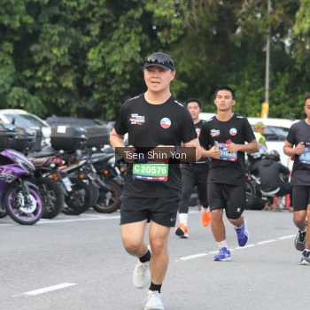 Runner Photo 3814908