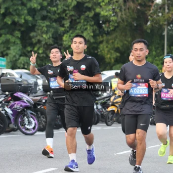 Runner Photo 3814955