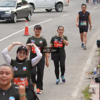 Runner Photo 3815003