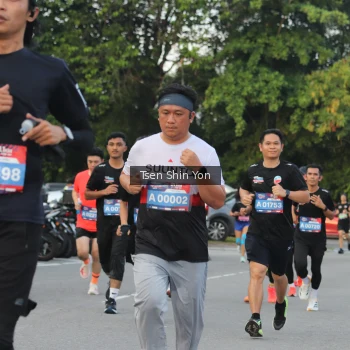 Runner Photo 3815008