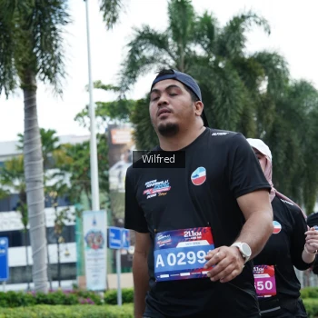 Runner Photo 3815040