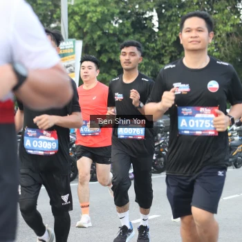 Runner Photo 3815075