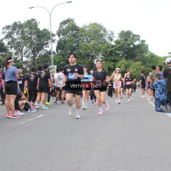 Runner Photo 3815154
