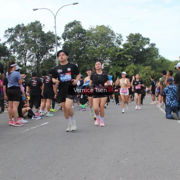 Runner Photo 3815172