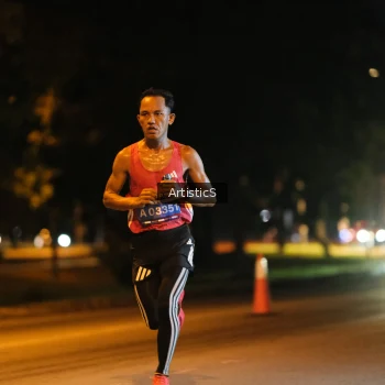 Runner Photo 3815335