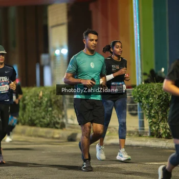 Runner Photo 3815343
