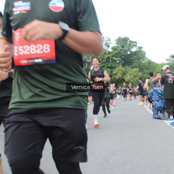 Runner Photo 3815400