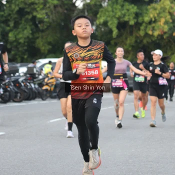 Runner Photo 3815405