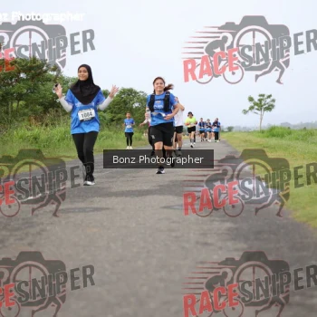 Runner Photo 381544