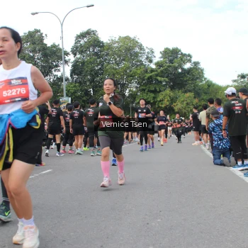 Runner Photo 3815512