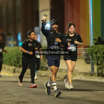Runner Photo 3815554