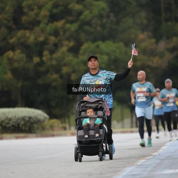 Runner Photo 3815575