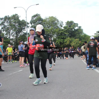Runner Photo 3815687
