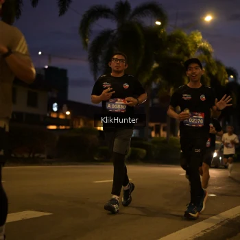 Runner Photo 3815759