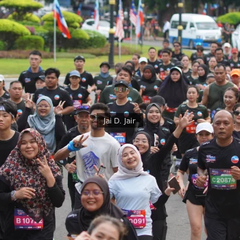 Runner Photo 3815770
