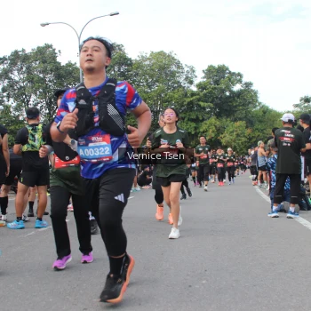 Runner Photo 3815815