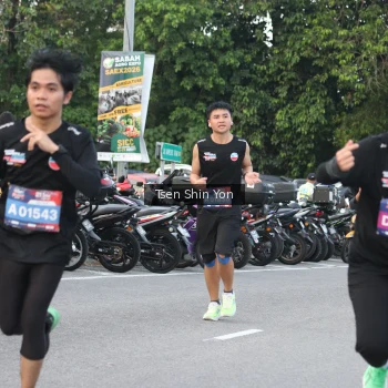 Runner Photo 3815820