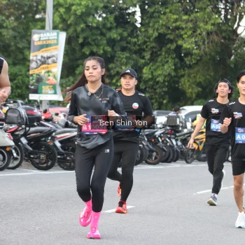 Runner Photo 3815834