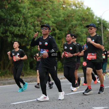 Runner Photo 3815887