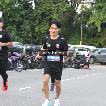 Runner Photo 3815892