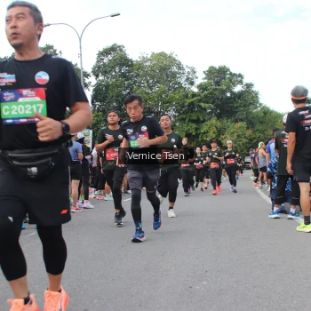 Runner Photo 3815899