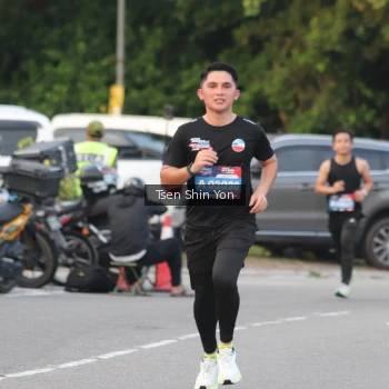 Runner Photo 3815910