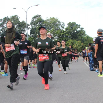 Runner Photo 3815951