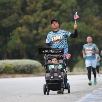 Runner Photo 3815971