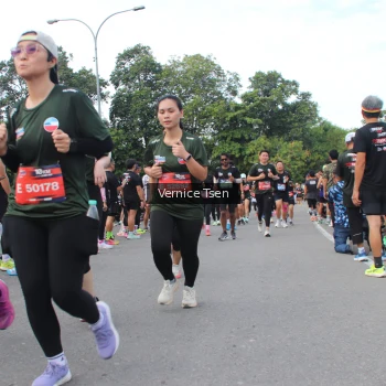 Runner Photo 3815973