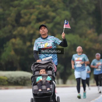Runner Photo 3815990