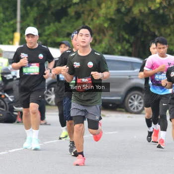 Runner Photo 3816047