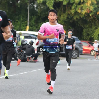 Runner Photo 3816064