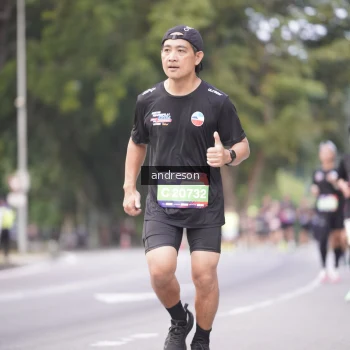 Runner Photo 3816077