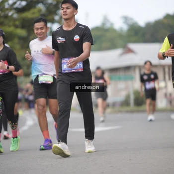 Runner Photo 3816089