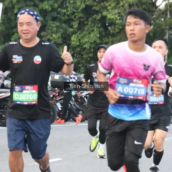 Runner Photo 3816157