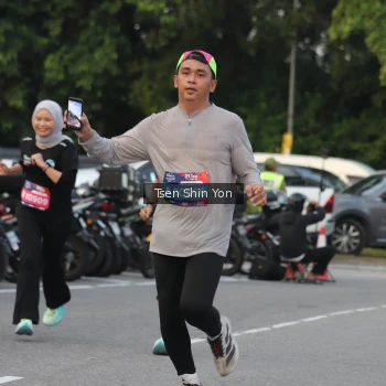 Runner Photo 3816191