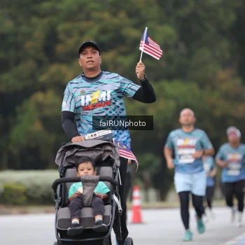 Runner Photo 3816225