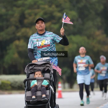 Runner Photo 3816241