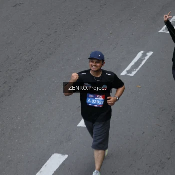 Runner Photo 3816252