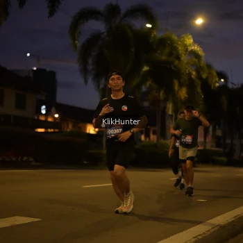 Runner Photo 3816274