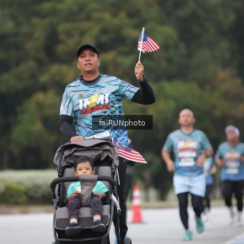 Runner Photo 3816392
