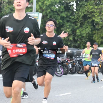 Runner Photo 3816460