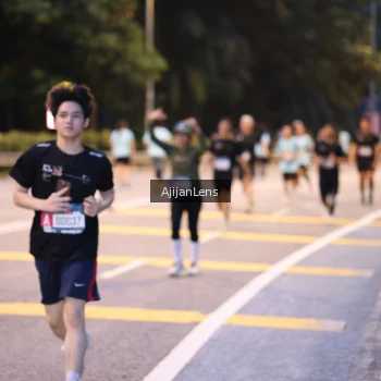 Runner Photo 3816534