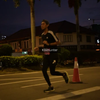 Runner Photo 3816565