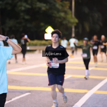 Runner Photo 3816569