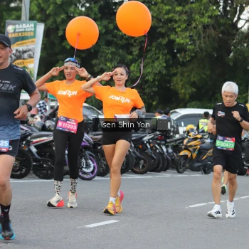 Runner Photo 3816594