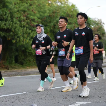 Runner Photo 3816700