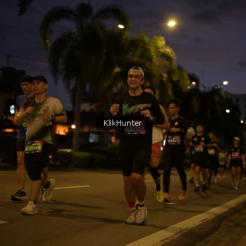Runner Photo 3816706