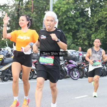 Runner Photo 3816761